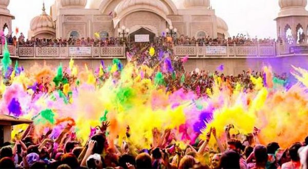.Tour dell'India _holi festival